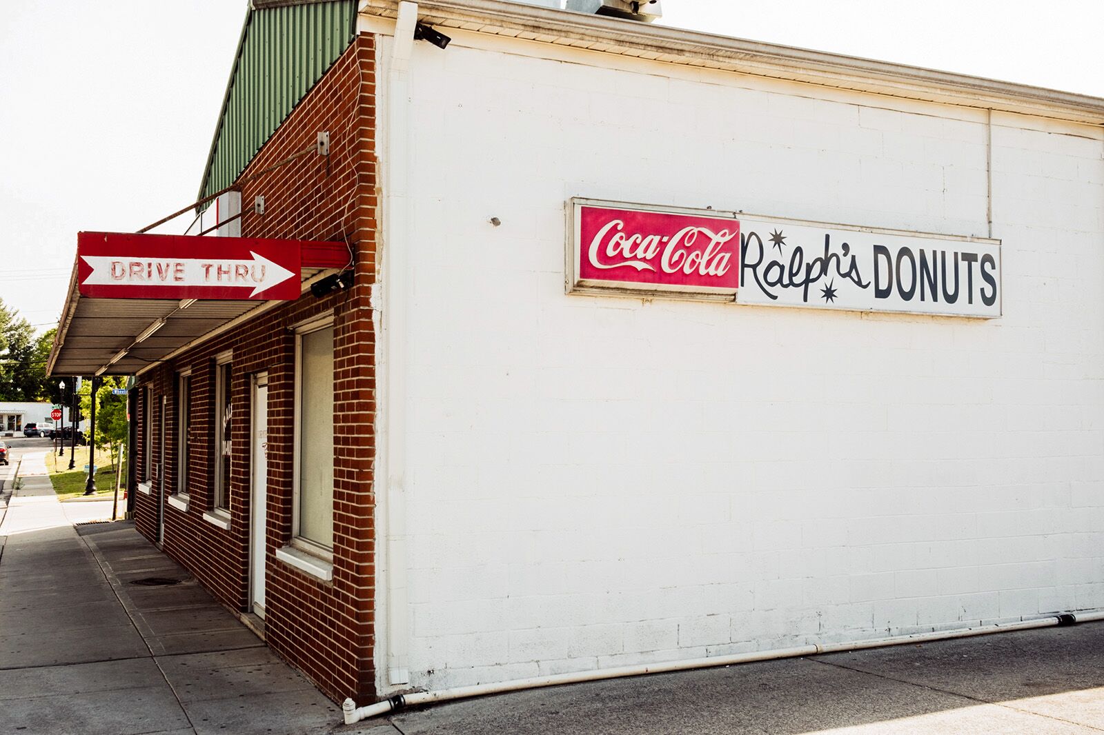 Downtown-Cookeville-Ralph_s-Donuts